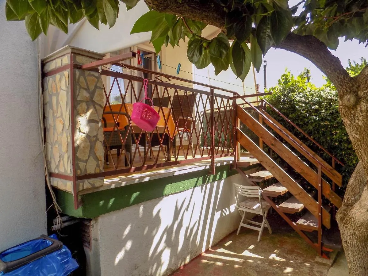 Oriella Apartmans And Room Novigrad Istria Apartamento